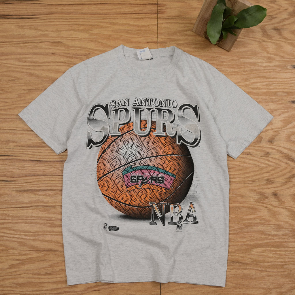 90s San Antonio Spurs Tee by Logo 7 – Sweet Iris Vintage