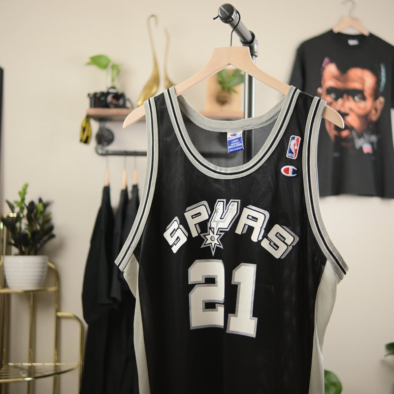 Vintage 2003 NBA Finals Tim Duncan San Antonio Spurs Jersey Medium